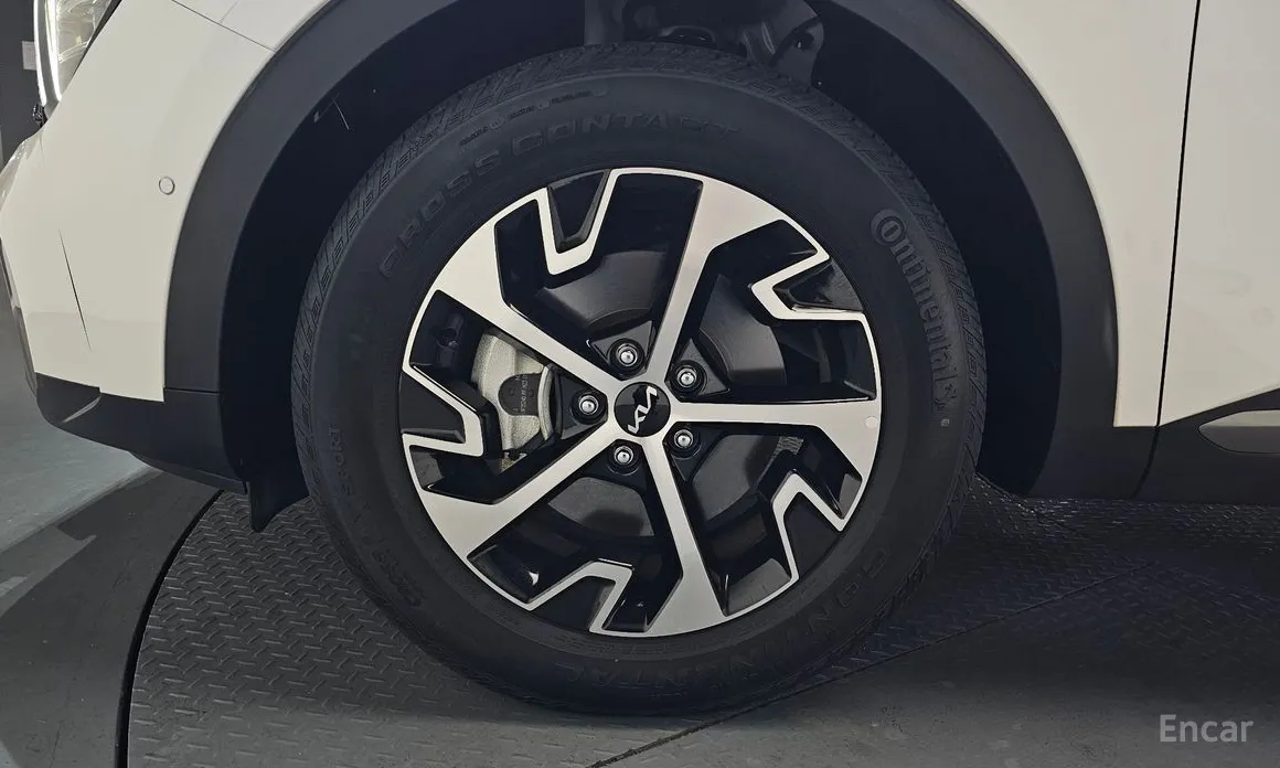 Фото 5 - Kia Sportage
