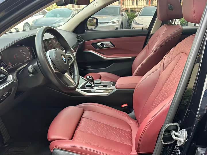Zdjęcie 4 - BMW 3 Series