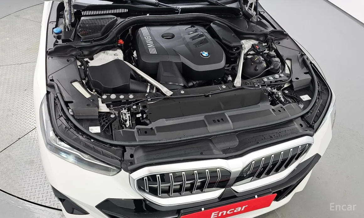 BMW 5 Series 2023 530i xDrive M Sport
