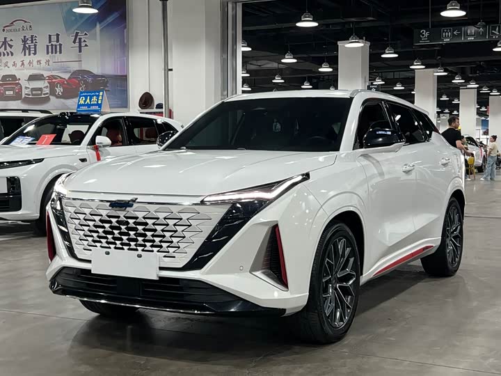 Changan Oshan Z6 2023 2023款 蓝鲸 2.0T 自动智远型