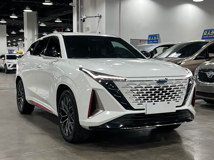 Changan Oshan Z6 2023 2023款 蓝鲸 2.0T 自动智远型
