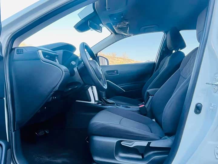 Toyota Corolla Cross 2023 2023款 双擎 2.0L 先锋版
