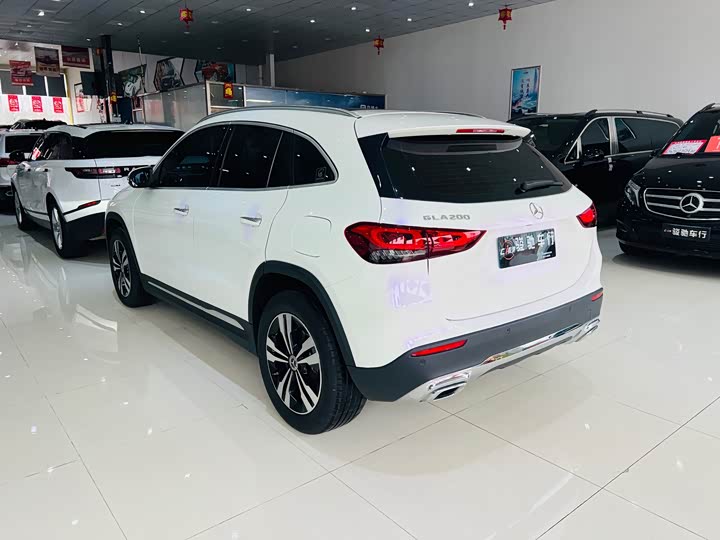 Zdjęcie 9 - Mercedes-Benz GLA-Class