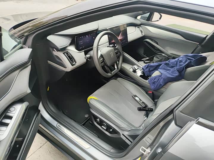 BYD Song L 2025 2025款 智驾版 602km 激光雷达四驱型