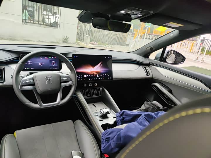 BYD Song L 2025 2025款 智驾版 602km 激光雷达四驱型