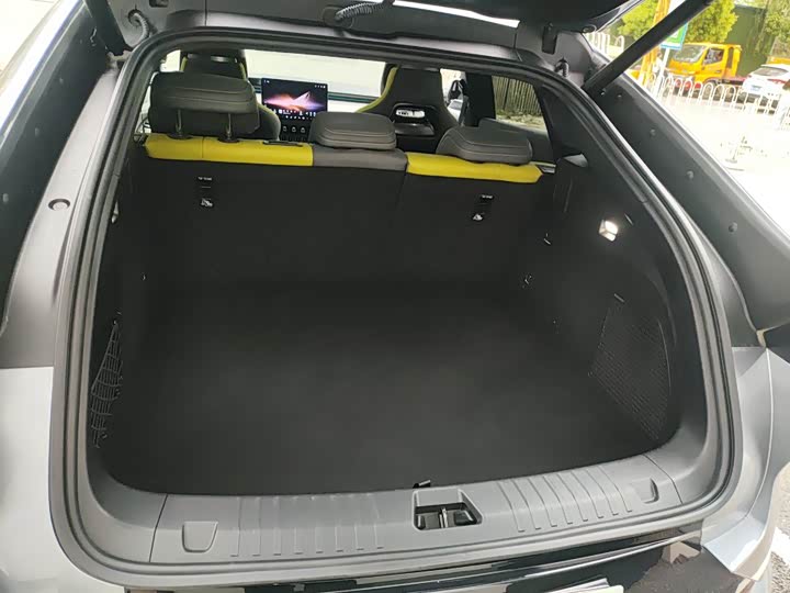 BYD Song L 2025 2025款 智驾版 602km 激光雷达四驱型