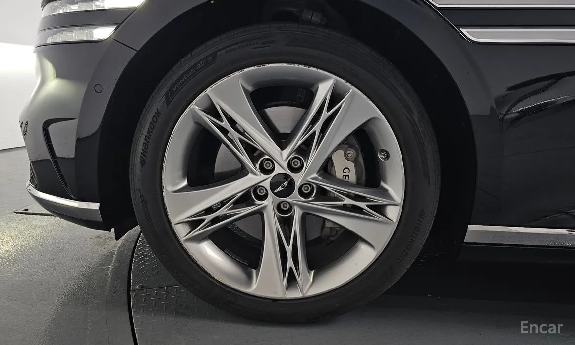 Фото 5 - Genesis G90