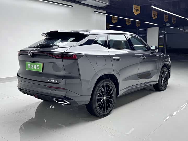 Changan UNI-Z Hybrid 2024 2024款 蓝鲸智电iDD 125km 领先型