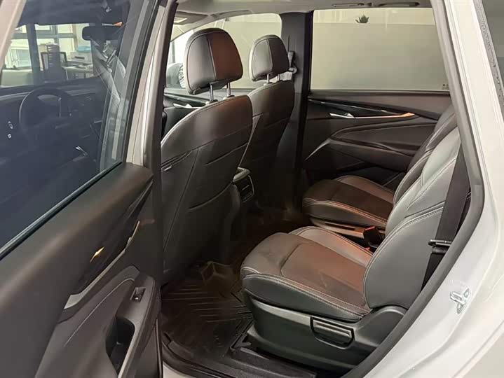 Maxus G50 2023 2023款 PLUS 1.5T 幸福推荐自动启航版