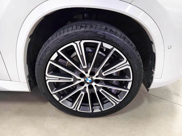 Photo 4 - BMW X1
