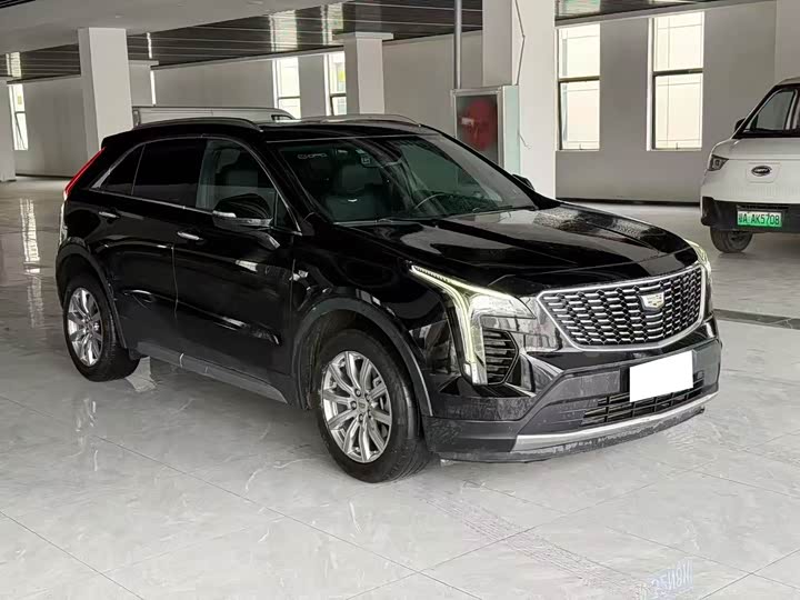 Фото 3 - Cadillac XT4
