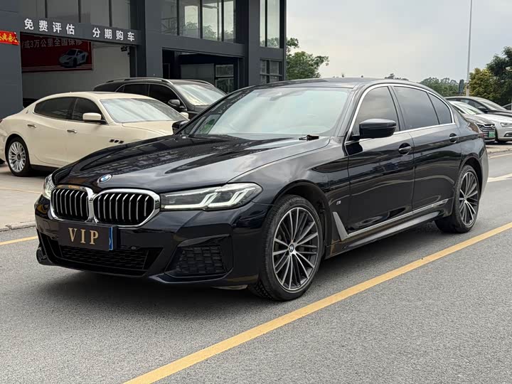 Фото 1 - BMW 5 Series