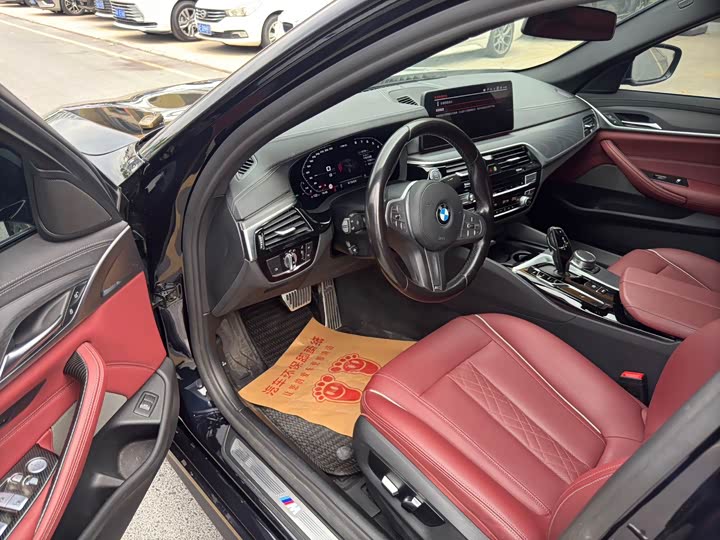 Фото 4 - BMW 5 Series