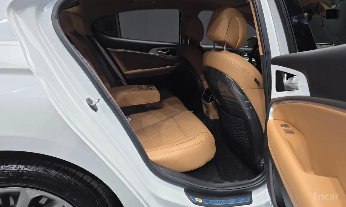 Genesis G70 2020 Gasoline 2.5T 2WD
