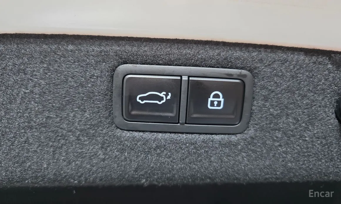 Genesis G70 2020 Gasoline 2.5T 2WD