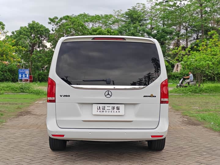 Mercedes-Benz V-Class 2022 2022款 V 260 尊贵版