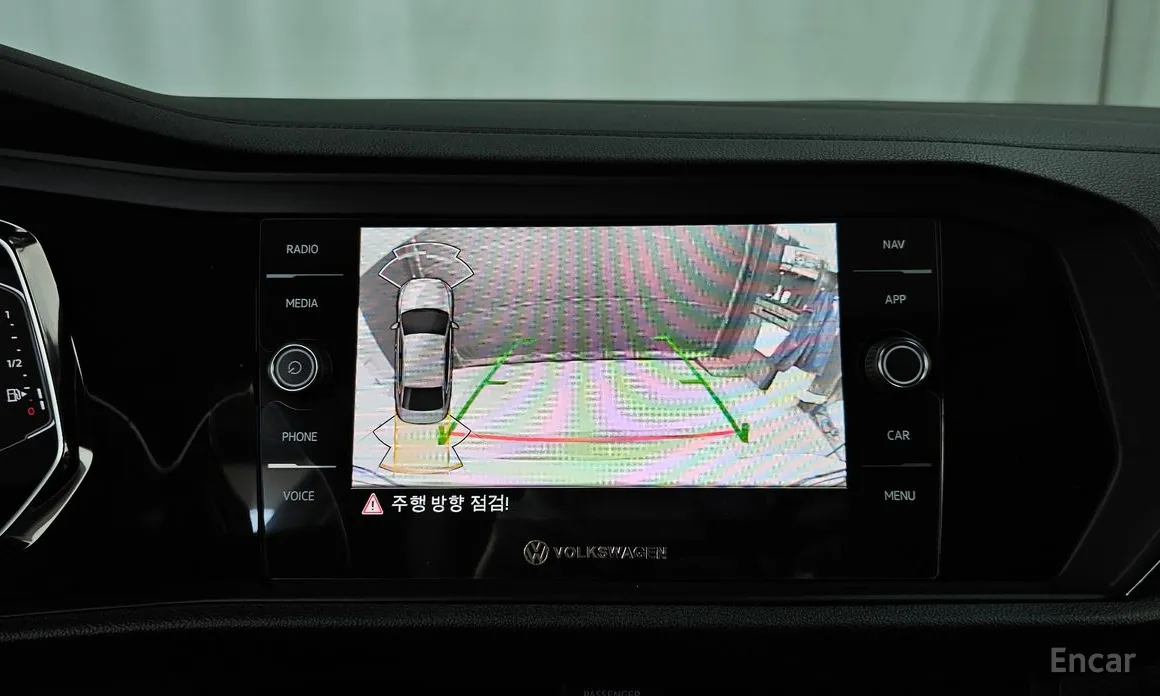 Photo 15 - Volkswagen Jetta