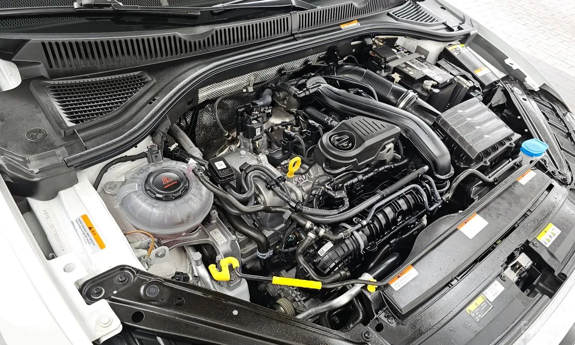 Photo 6 - Volkswagen Jetta