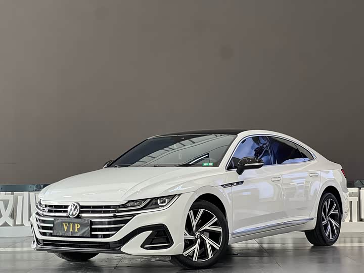 Фото 1 - Volkswagen CC