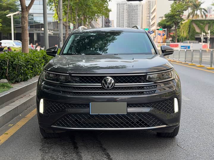 Volkswagen Tavendor 2024 2024款 380TSI 四驱R-Line巡游 众享款