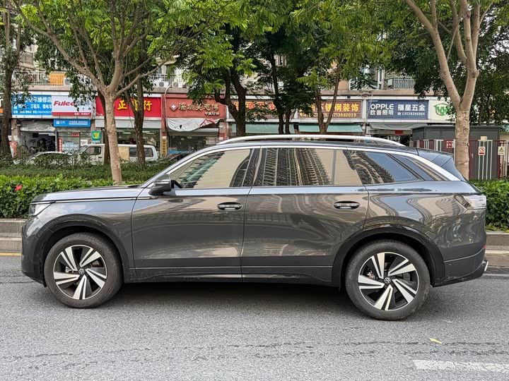 Volkswagen Tavendor 2024 2024款 380TSI 四驱R-Line巡游 众享款