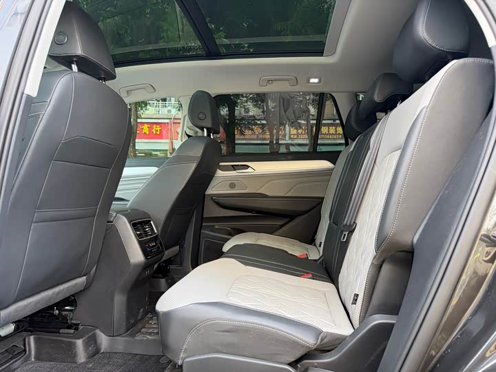 Volkswagen Tavendor 2024 2024款 380TSI 四驱R-Line巡游 众享款