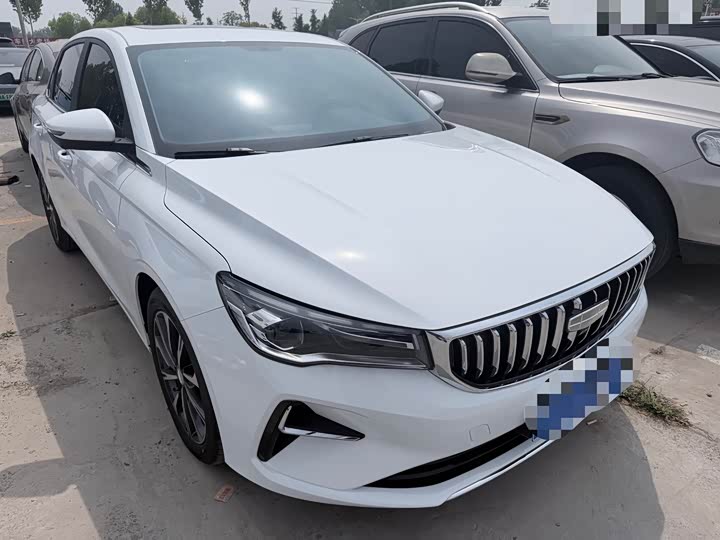 Фото 3 - Geely Emgrand