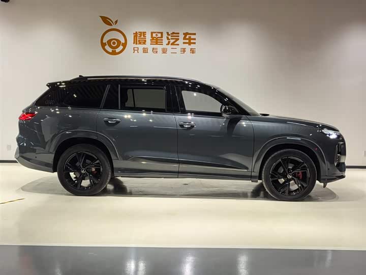 Audi Q6 2024 2024款 45 TFSI quattro 影武士版 6座