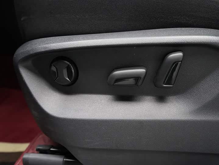 Фото 6 - Volkswagen Tayron GTE Hybrid