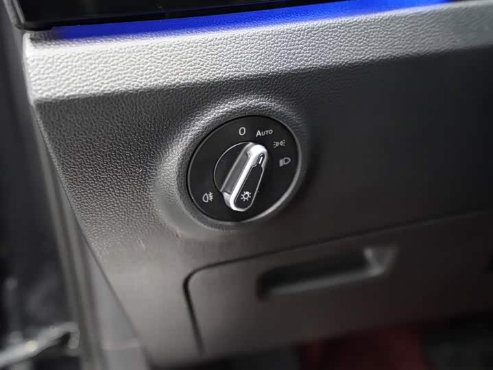 Фото 7 - Volkswagen Tayron GTE Hybrid