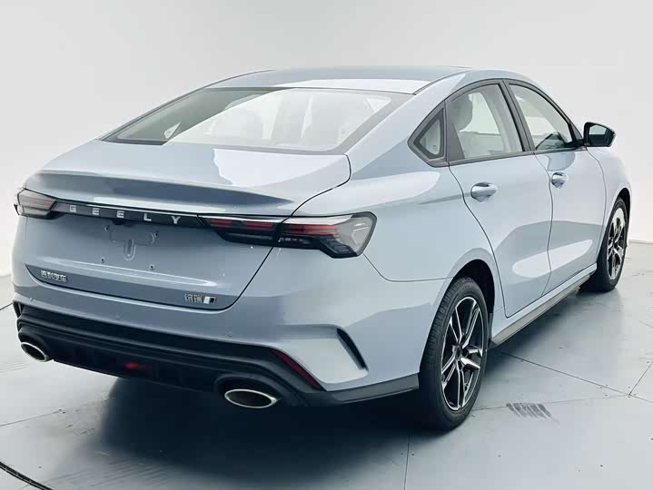 Фото 3 - Geely Binrui