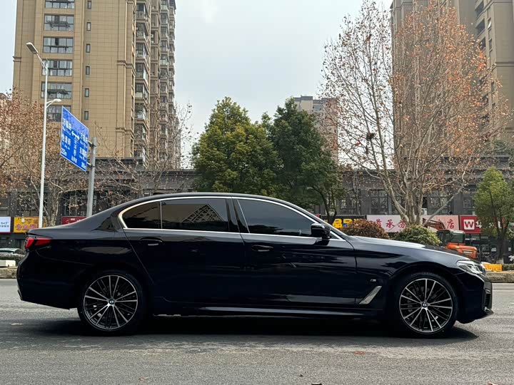 Zdjęcie 3 - BMW 5 Series