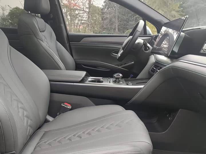 BYD Song L DM-i Hybrid 2025 2025款 智驾版 112km 超越型