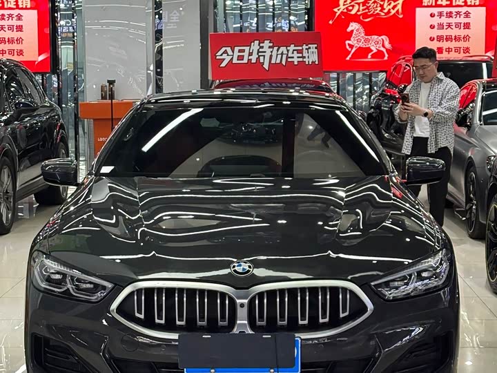 BMW 8 Series 2022 2022款 840i 四门轿跑车 M运动套装
