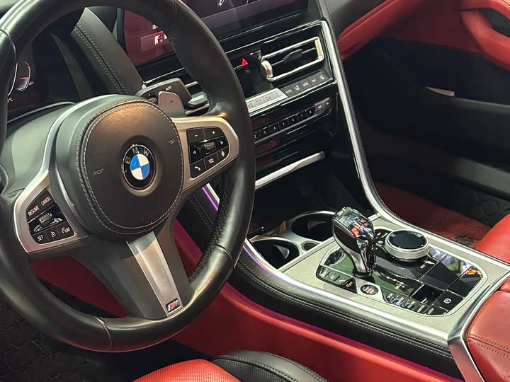 BMW 8 Series 2022 2022款 840i 四门轿跑车 M运动套装