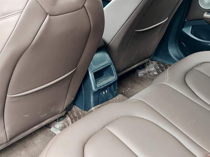 Фото 9 - BMW 1 Series