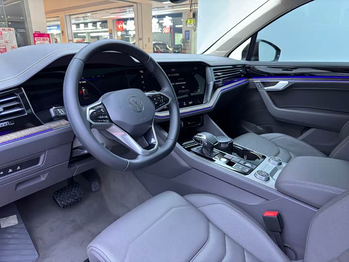 Volkswagen Touareg 2022 2022款 2.0TSI 锐尚版