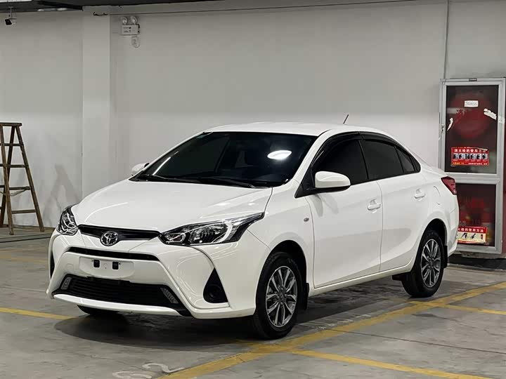 2022 Toyota Yaris L