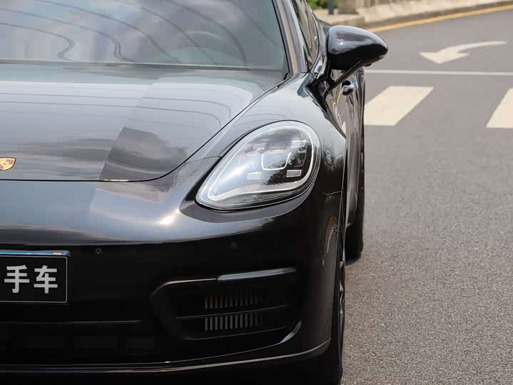 Zdjęcie 9 - Porsche Panamera