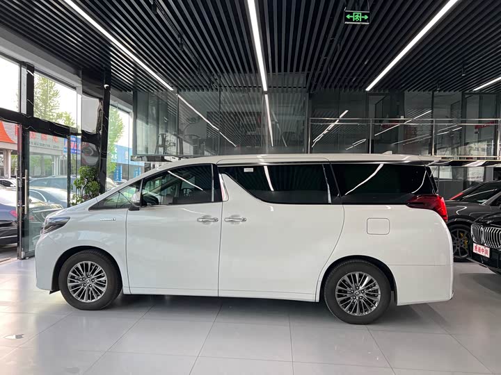 Toyota Alphard 2021 2021款 双擎 2.5L 尊贵版