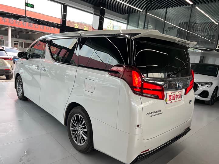 Toyota Alphard 2021 2021款 双擎 2.5L 尊贵版