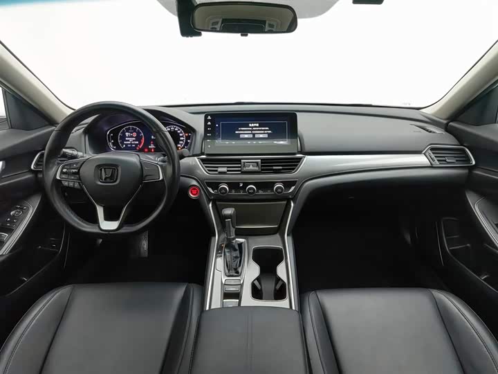Фото 5 - Honda Accord