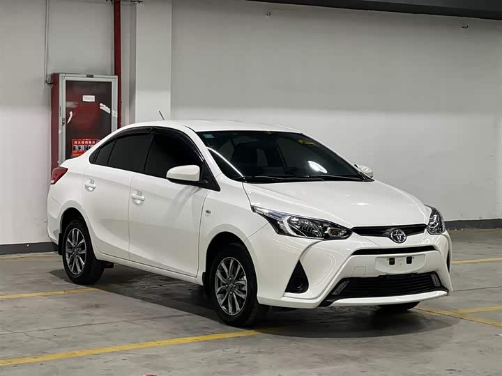 2022 Toyota Yaris L