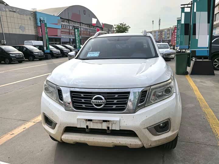 Nissan Navara 2023 2023款 2.5L 自动四驱尊贵型