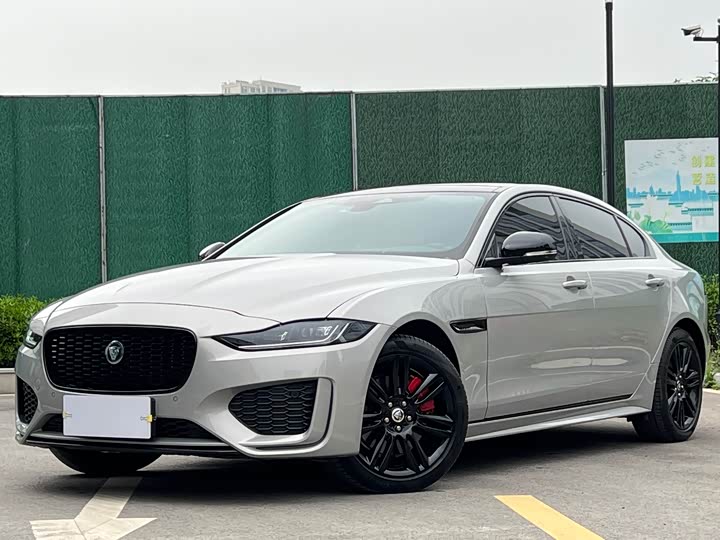 Jaguar XE L 2025 2025款 2.0T 250PS R-DYNAMIC 90周年典藏版
