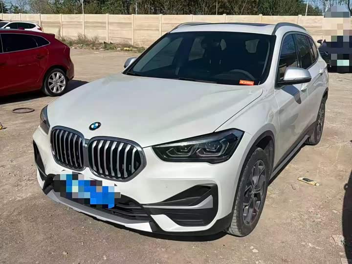 Фото 1 - BMW X1