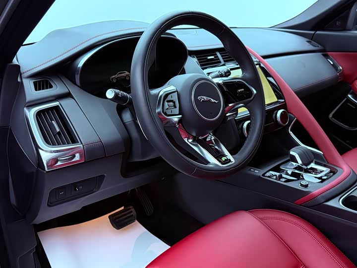 Jaguar E-Pace 2024 2024款 进取运动版 R-DYNAMIC S