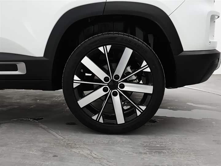 Geely Icon 2023 2023款 1.5TD 巧克力醇臻版