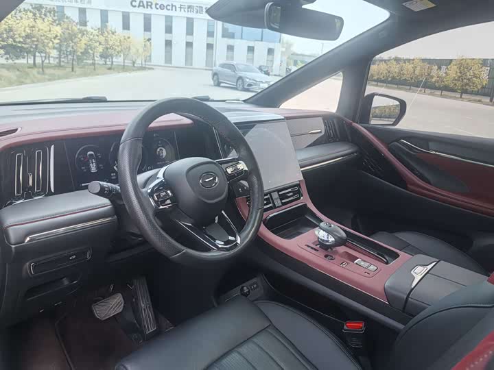 Zdjęcie 4 - GAC Trumpchi M8