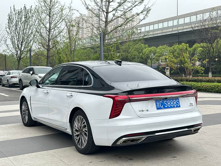 Zdjęcie 7 - Hongqi H5